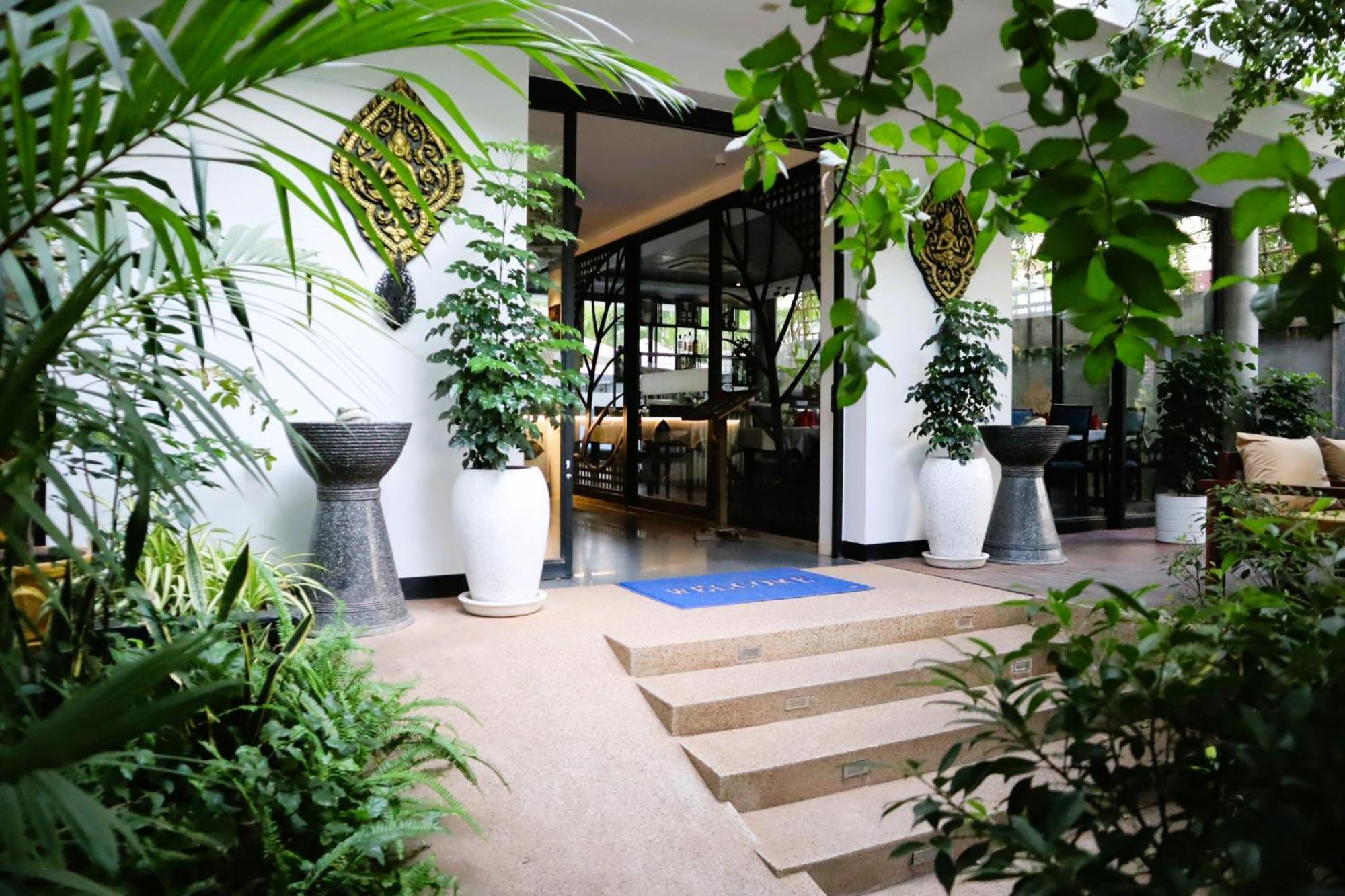 Siem Reap Palace Hotel & Spa Exteriör bild